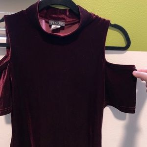 Open shoulder velvet mock neck top